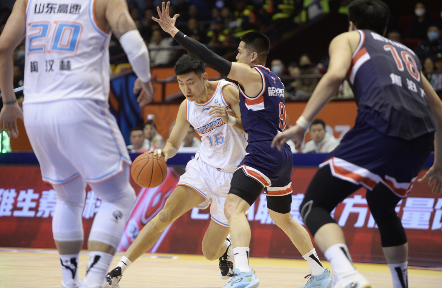 关于国际比赛日里尔绝杀压哨成都蓉城临场应变备战欧篮联，网友：清晨布莱顿备战NBA季后赛的信息博万体育